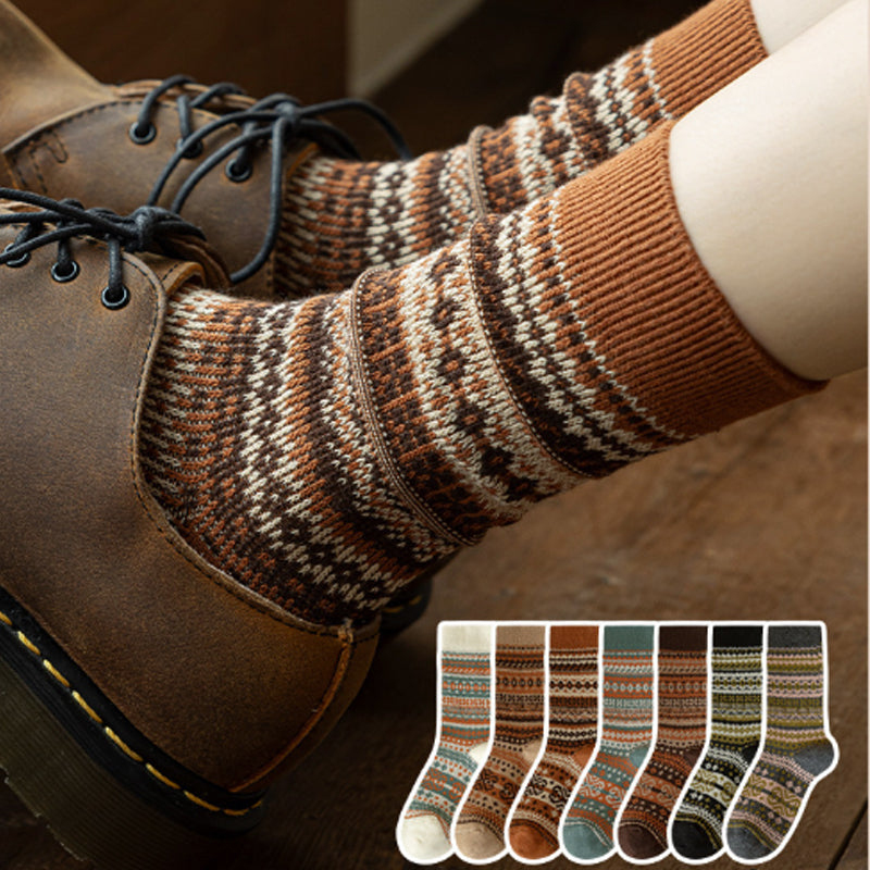 Chaussettes de style ethnique rétro