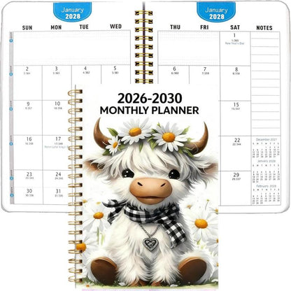 🐮 Planer miesięczny na lata 2026–2030 ✨ Uroczy kalendarz na 5 lat z motywem krowy z Highlands | Duże pola miesięczne do planowania długoterminowego